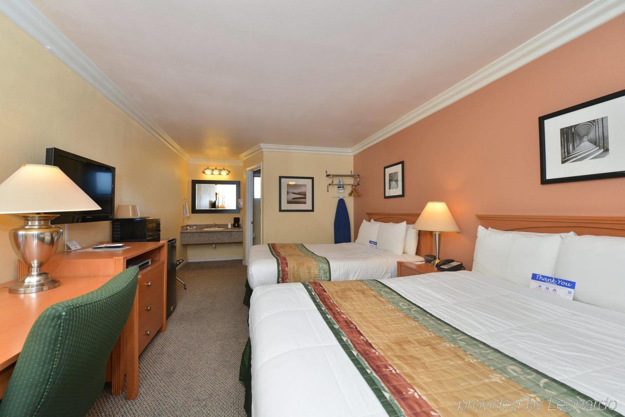 Inn By The Sfo South San Francisco Exterior photo